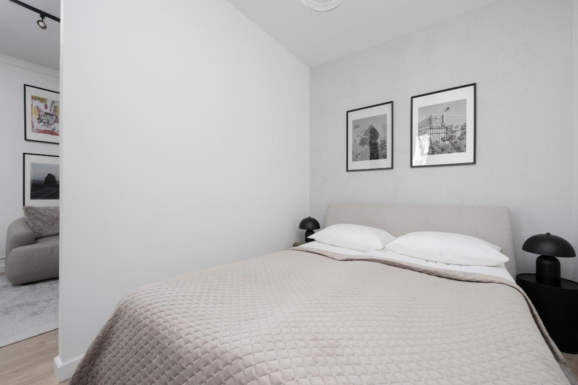 Minimalist Near Rondo Daszynskiego By Renters * Warszawa